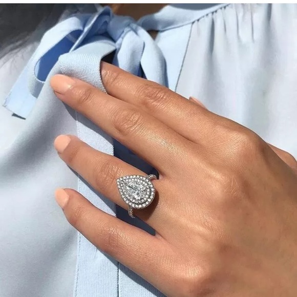 Gorgeous Pear Cut White Sapphire Women 925 Silver - Picture 3 of 6